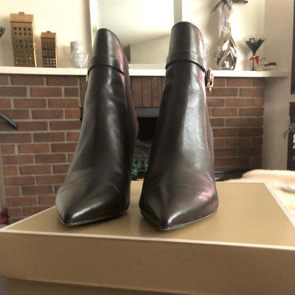 Michael Kors dark chocolate bootie - Picture 1 of 3